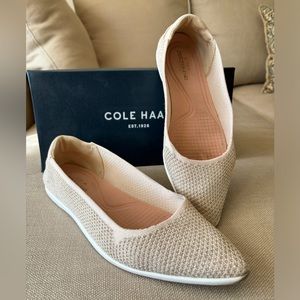 COLE HAAN Zero Grand ‘Skimmer’ flats in cream- gold fabric upper, size 9.5 B